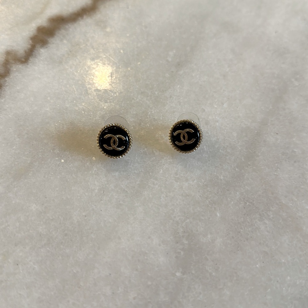 Gold and black Chanel round earrings